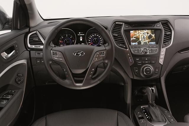 Wählt man die höchste Ausstattung, ist auch ein Navigationsgerät an Bord