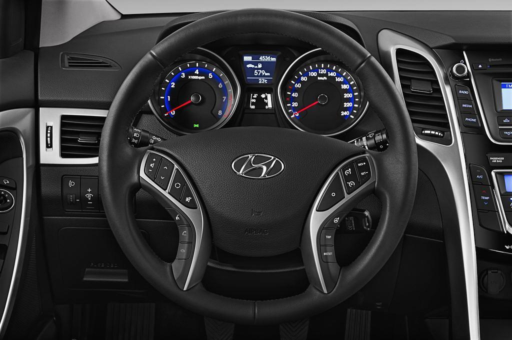 Hyundai I30 (Baujahr 2012) Style 5 Türen Lenkrad