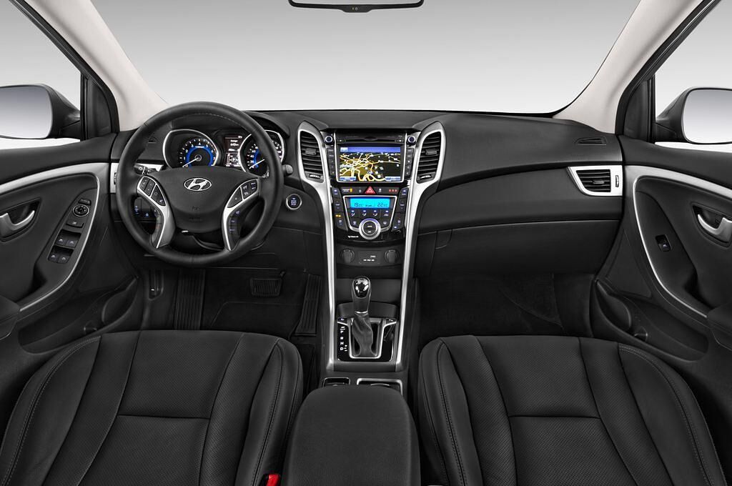 Hyundai I30 (Baujahr 2015) Premium 5 Türen Cockpit und Innenraum