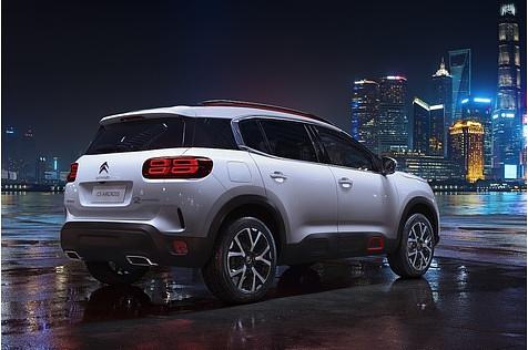 Der Citroën C5 Aircross ist 4,50 Meter lang
