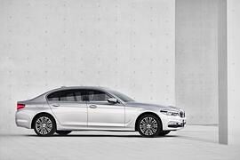 BMW 5er als Langversion  - Chauffeurs-Freuden
