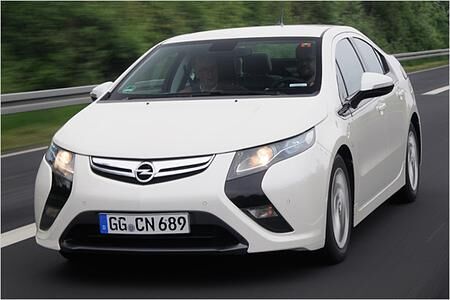 Opel Ampera im Test: Porsche-Drehmoment und Mofa-Verbrauch