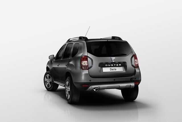 Die Rückleuchten sind nun mit Chrom eingefasst