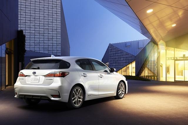 Vom Vorgänger unterscheidet sich die Neuauflage insbesondere optisch.