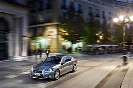 Lexus GS 300h - Downsizing in eigenen Reihen (Kurzfassung)