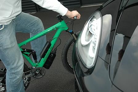 Fahrrad: Porsche Hybrid RS