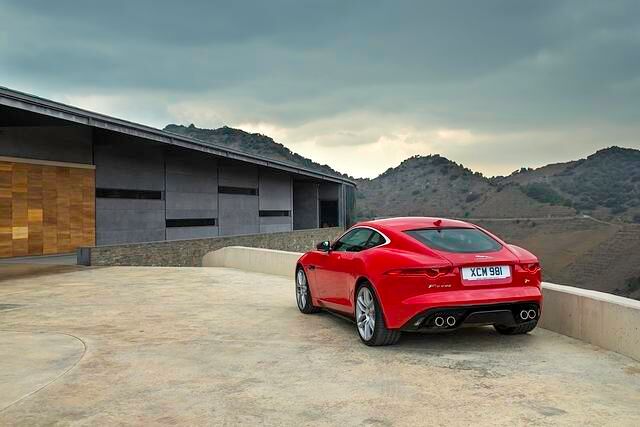 In unter fünf Sekunden, genau bei 4,9 Sekunden, wird der Standard-Sprint absolviert.