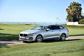 Test: Volvo V90 D4 AWD - Das schwedischste aller Schwedenautos