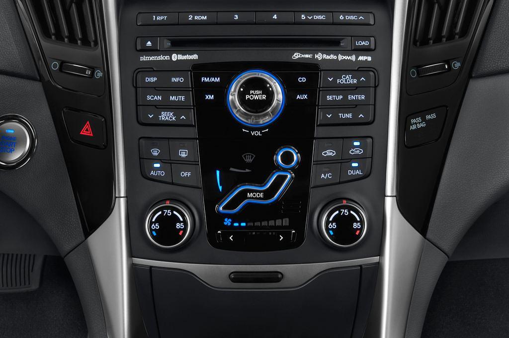 Hyundai Sonata (Baujahr 2010) Comfort 4 Türen Temperatur und Klimaanlage