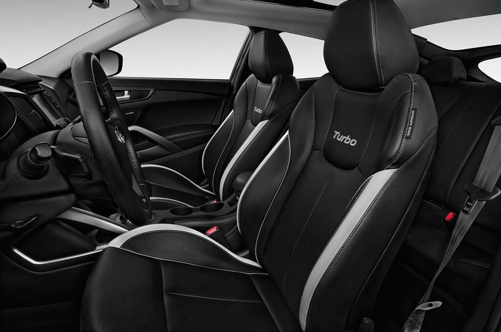 Hyundai Veloster (Baujahr 2013) Turbo 3 Türen Vordersitze