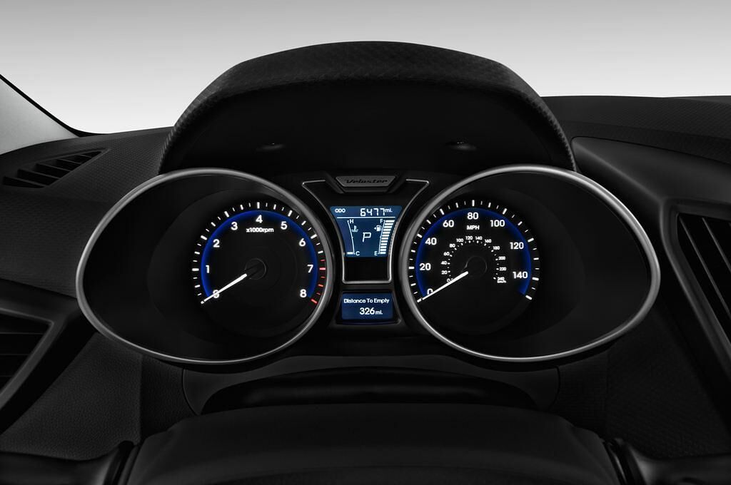 Hyundai Veloster (Baujahr 2013) Turbo 3 Türen Tacho und Fahrerinstrumente