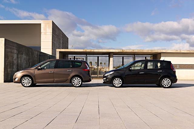 Neben dem kleinen Scénic gibt es noch die über 4,50 Meter lange XL-Version Grand Scénic