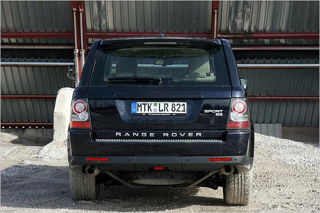 Die Rückleuchten befinden sich hinter Klarglas