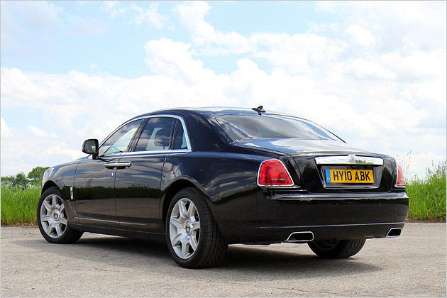 Der blockförmigen Präsenz eines Rolls-Royce kann sich kaum jemand entziehen