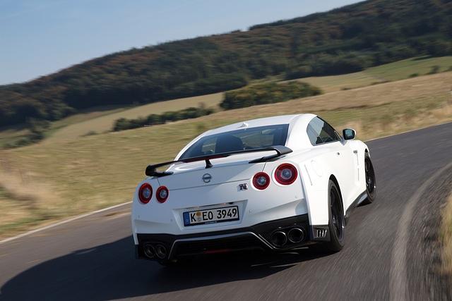 Zudem hat Nissan in den GT-R Track Edition einen Querstabilisator verbaut