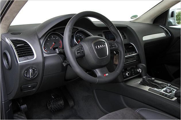 Fein verarbeitet: Der Innenraum des Q7 ist tipptop