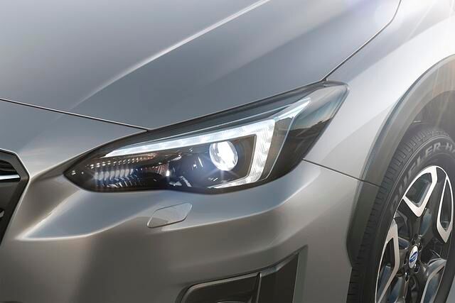 Neu sind die Scheinwerfer des Subaru XV, die ein schickes LED-Tagfahrlicht integrieren