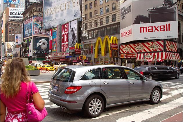 In den USA eher normal, ist die R-Klasse für europäische Verhältnisse ein großes Auto