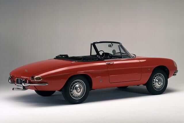 AlfaRomeoSpider, ab 1966, genannt Osso Di Sepia