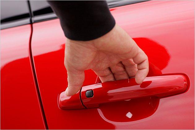 Zum Serienumfang gehört auch ein schlüsselloses Zugangssystem