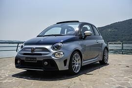 Abarth 695 Rivale - Motoryacht für die Straße
