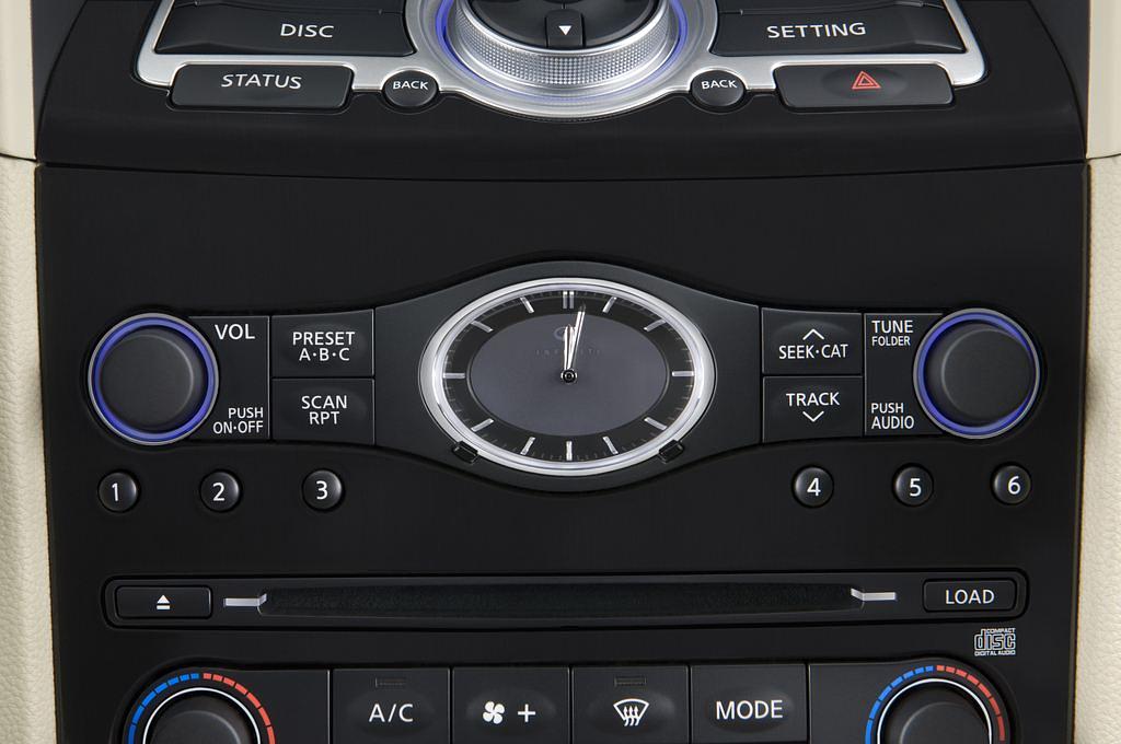 Infiniti FX (Baujahr 2010) GT Premium 5 Türen Radio und Infotainmentsystem