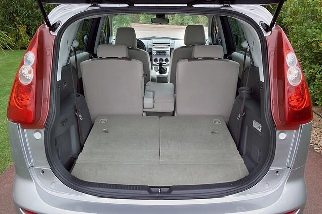 Der Vorteil des Mazda5: Er bietet viel Platz für Gepäck und/oder Passagiere