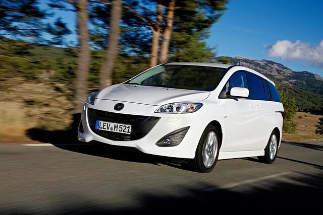 Die zweite Generation des Mazda5 ist auf 4,59 Meter angewachsen