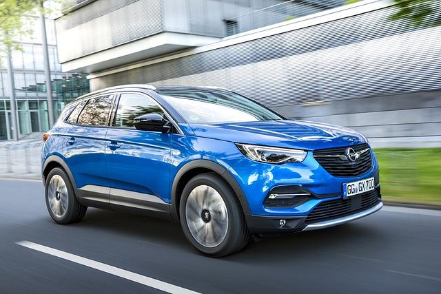 Opel stellt mit dem Grandland X ein weiteres Modell mit PSA-Genen vor