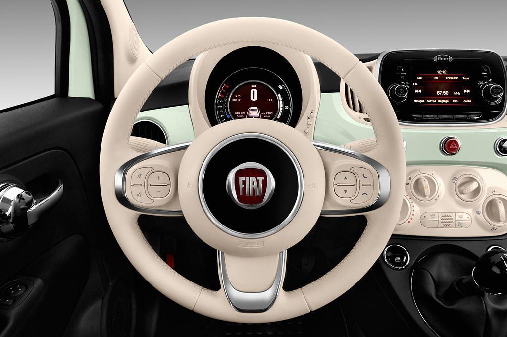 FIAT 500 (Baujahr 2016) Lounge 3 Türen Lenkrad