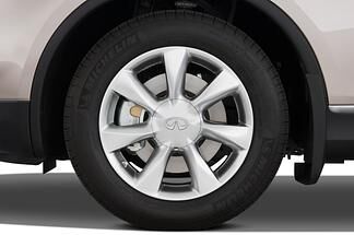 Infiniti QX50 (Baujahr 2014) 3.7 5 Türen Reifen und Felge