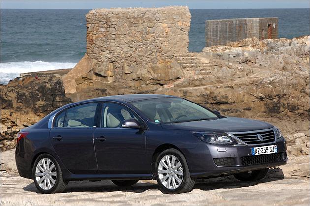 Optische und technische Grundlage des Latitude ist der Samsung SM5 aus Korea