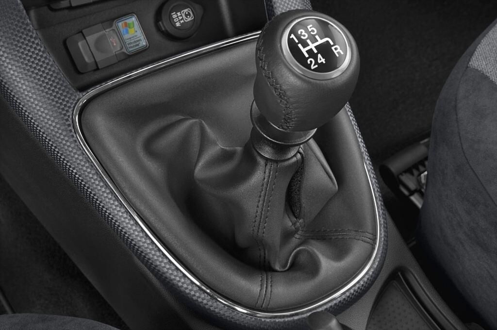 FIAT Bravo (Baujahr 2010) Active 5 Türen Schalthebel