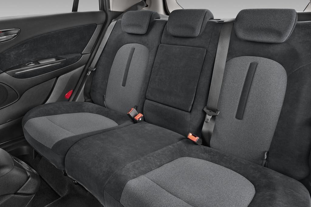 FIAT Bravo (Baujahr 2010) Active 5 Türen Rücksitze