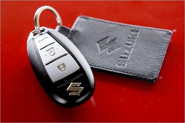 Rund 1.000 Kizashi-Käufer sollen 2011 einen Schlüssel überreicht bekommen