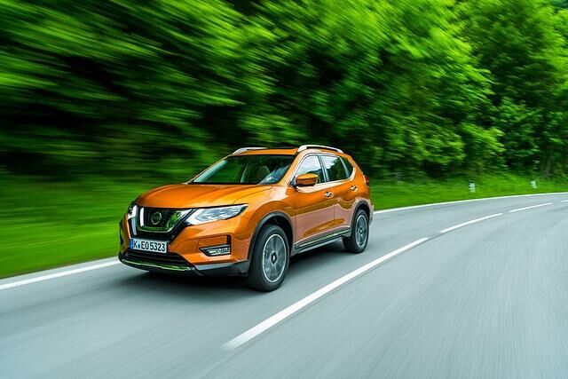 Test: Nissan X-Trail 2.0 dCi - Ganz entspannt zwischen allen Stühlen