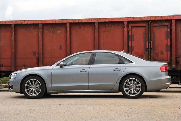 Wie gut ist die Luxus-Limo mit acht Zylindern und 372 PS?