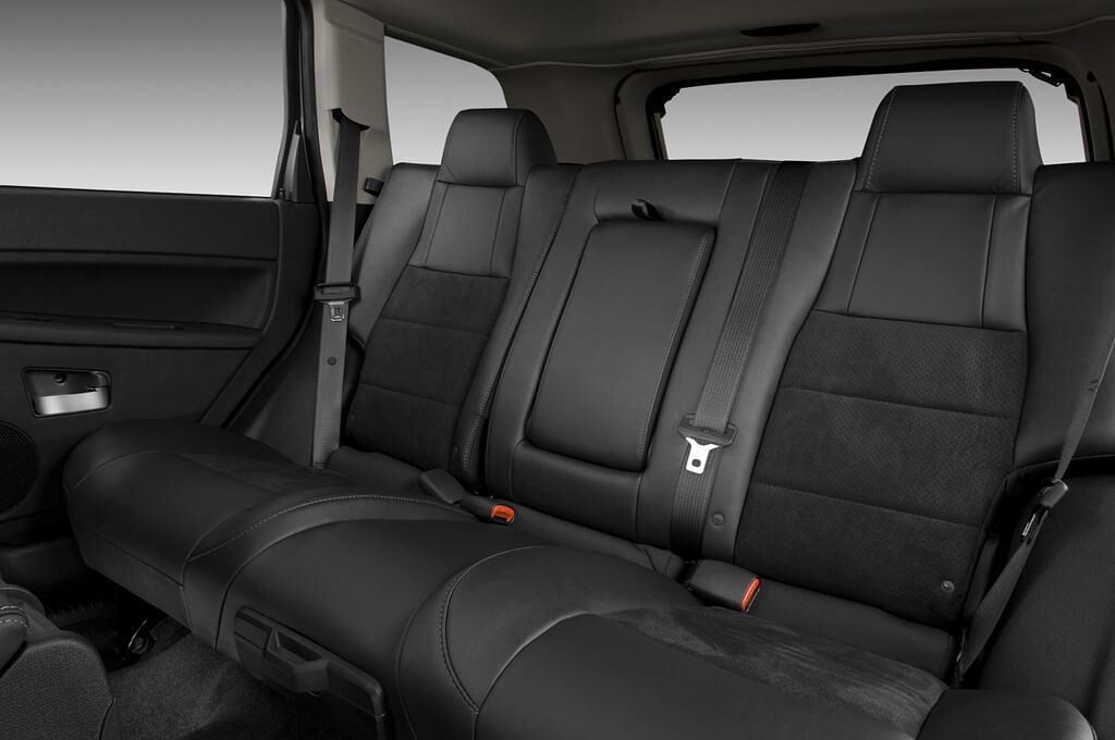 Jeep Grand Cherokee (Baujahr 2010) SRT-8 5 Türen Rücksitze