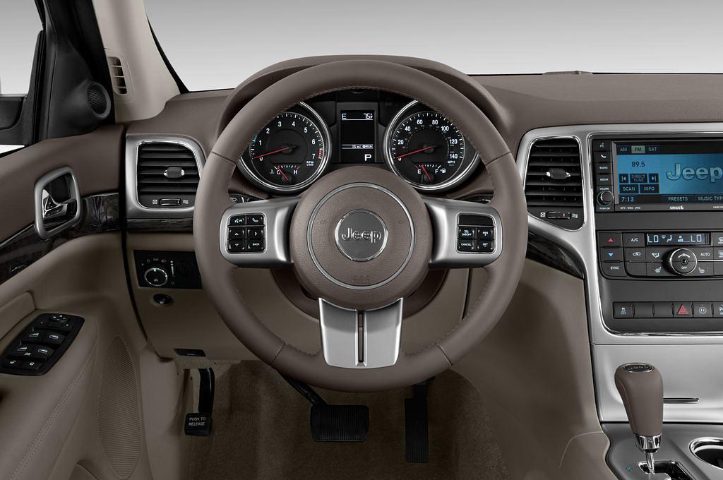Jeep Grand Cherokee (Baujahr 2011) Laredo 5 Türen Lenkrad