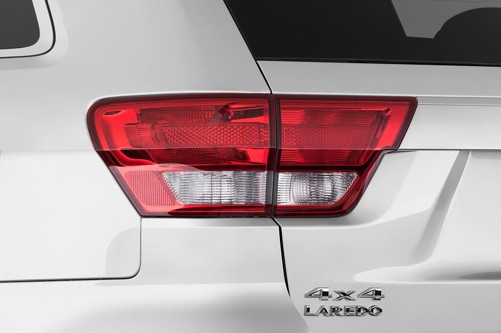 Jeep Grand Cherokee (Baujahr 2011) Laredo 5 Türen Rücklicht