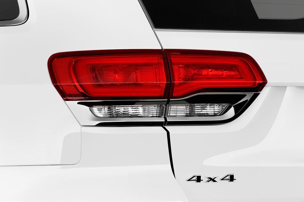 Jeep Grand Cherokee (Baujahr 2013) Limited 5 Türen Rücklicht