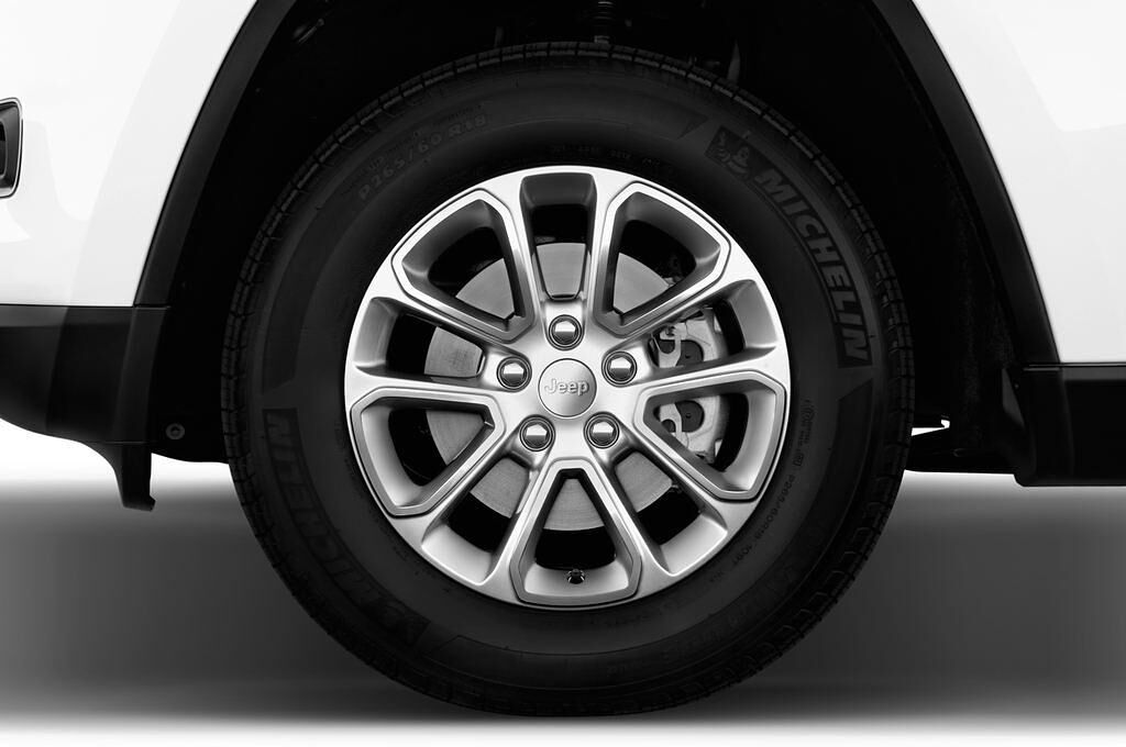Jeep Grand Cherokee (Baujahr 2013) Limited 5 Türen Reifen und Felge