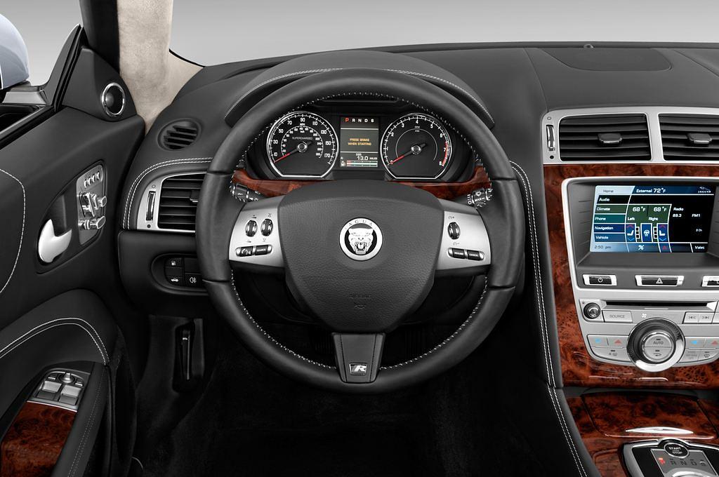 Jaguar XK Series (Baujahr 2012) R 2 Türen Lenkrad