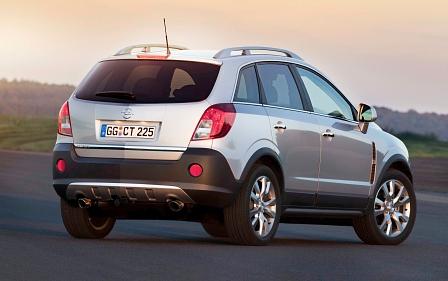 Opel Antara: ansicht von hinten