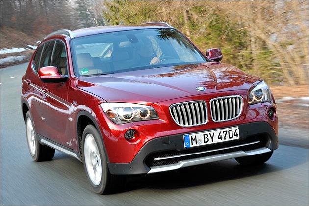 Neu unter der Haube ist ein Zweiliter-Turbovierzylinder, der den bisherigen Sechszylinder ersetzt