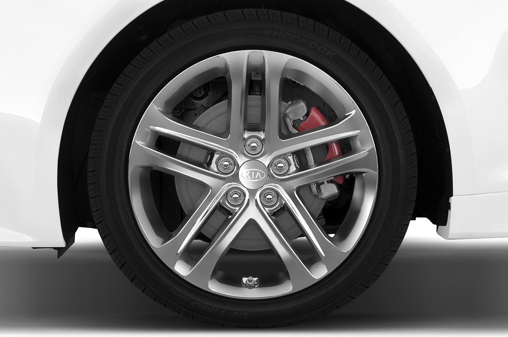 Kia Optima (Baujahr 2013) Attract 4 Türen Reifen und Felge