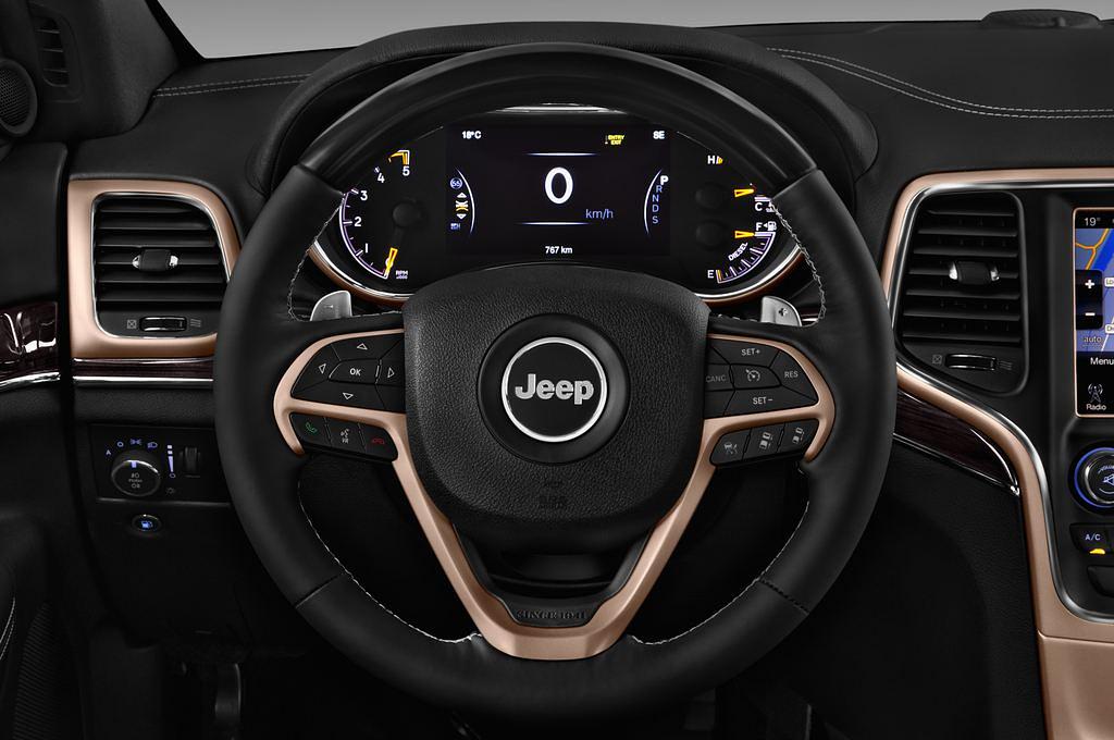 Jeep Grand Cherokee (Baujahr 2016) Overland 5 Türen Lenkrad