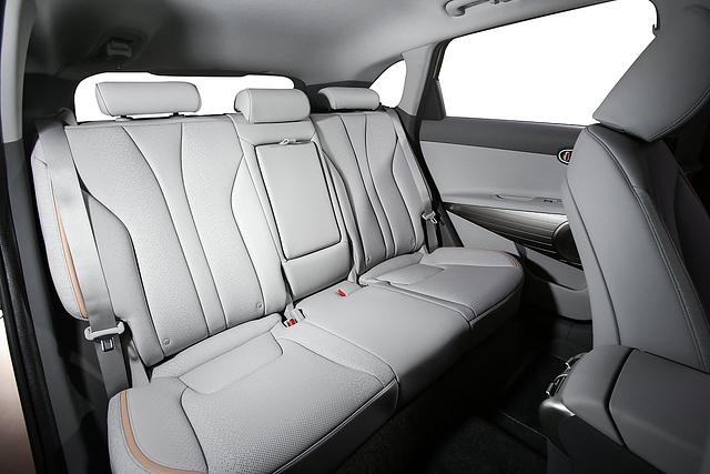 Hyundai Nexo - hinten wird es für drei Personen eng