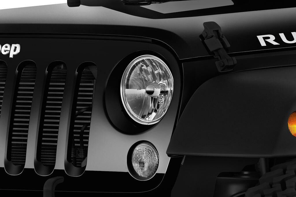 Jeep Wrangler (Baujahr 2014) Rubicon 3 Türen Scheinwerfer