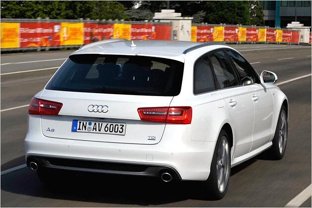 Der Diffusoreinsatz am Heck ist Bestandteil des optionalen "S line"-Exterieurpakets